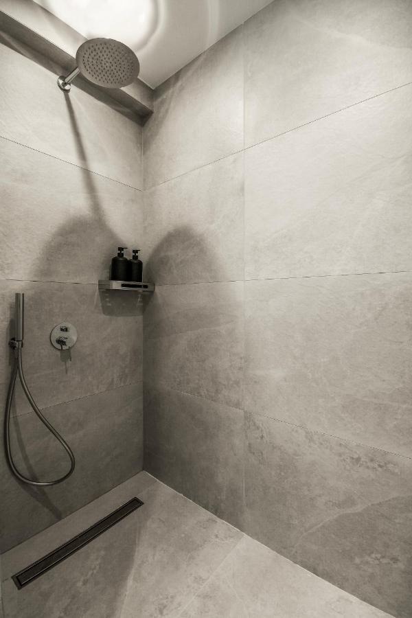 Luxury Downtown Apartment C2 Thessaloniki Exterior photo