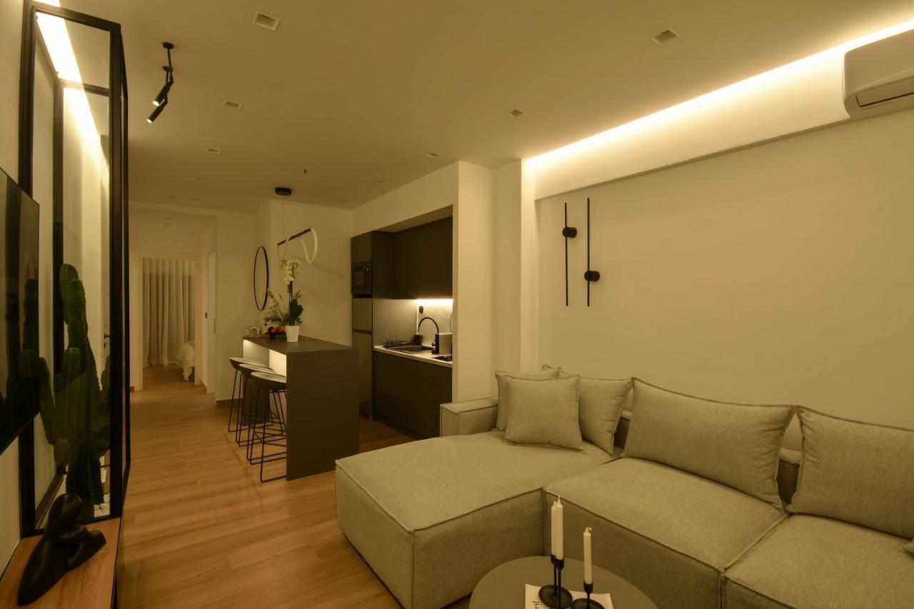 Luxury Downtown Apartment C2 Thessaloniki Exterior photo